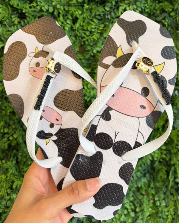 Cow Print Decorated Flip-flops