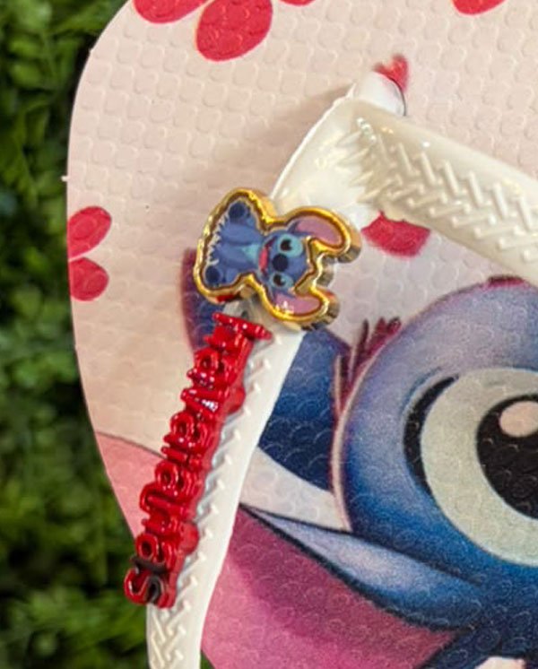 Stitch Love Decorated Flip-flops